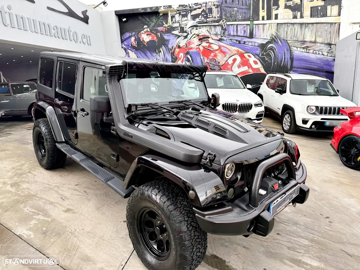 Jeep Wrangler 2.8 CRD ATX Sport - 36