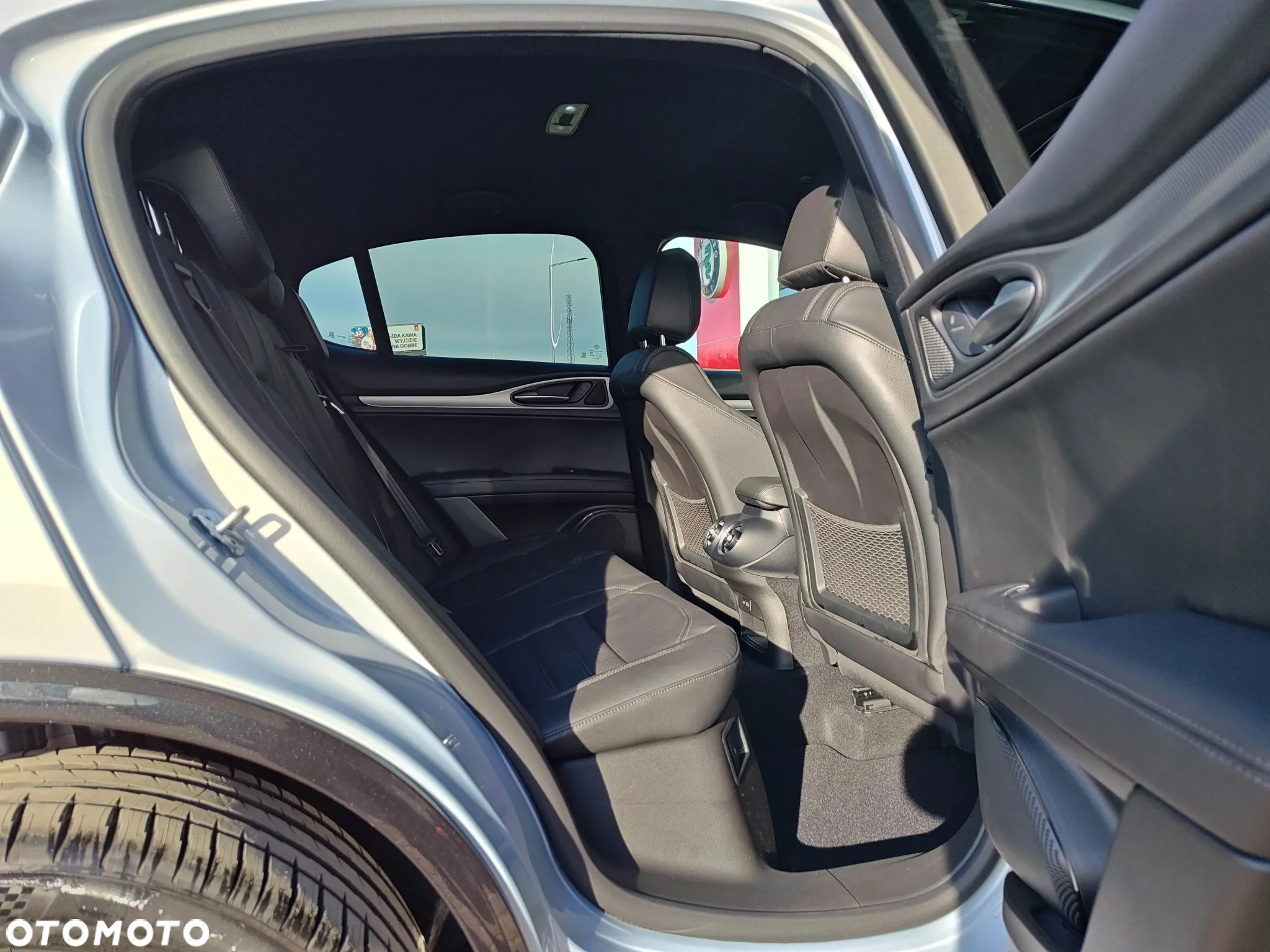 Alfa Romeo Stelvio 2.0 Turbo Veloce Q4 - 12