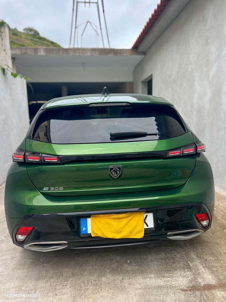 Peugeot e-308 54 kWh Allure - 3