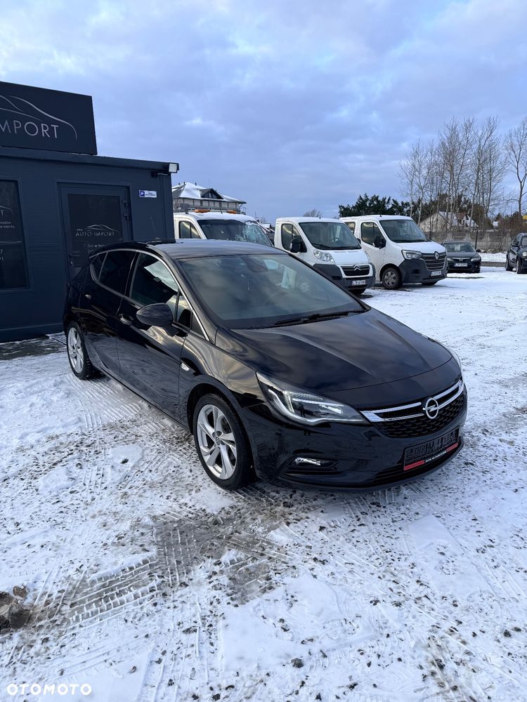 Opel Astra 1.6 CDTI DPF ecoFLEX Start/Stop Style - 2