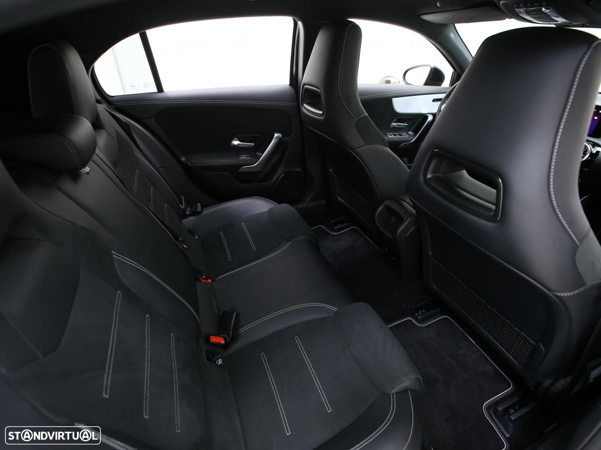 Mercedes-Benz A 250 e 8G-DCT AMG Line - 10