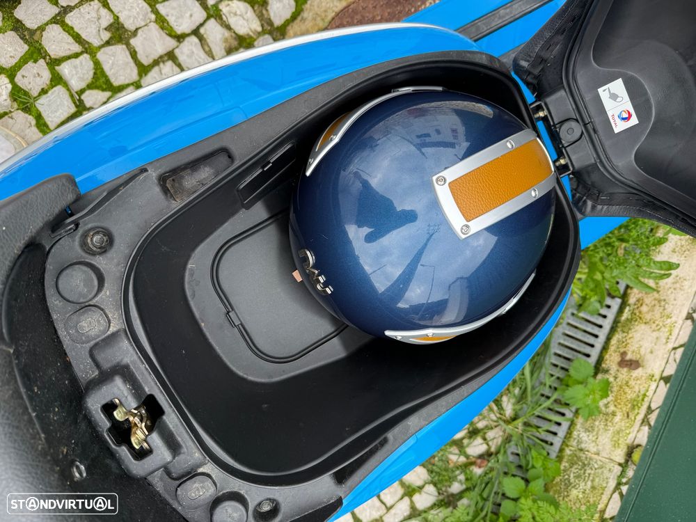 Peugeot Django AA - 9