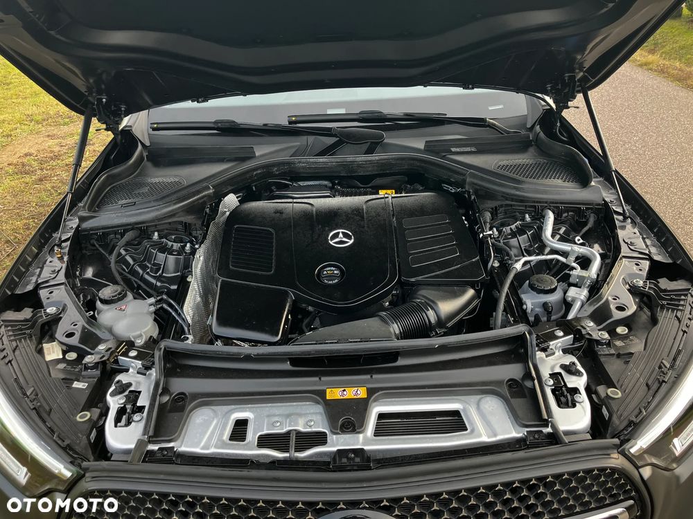 Mercedes-Benz GLC - 37