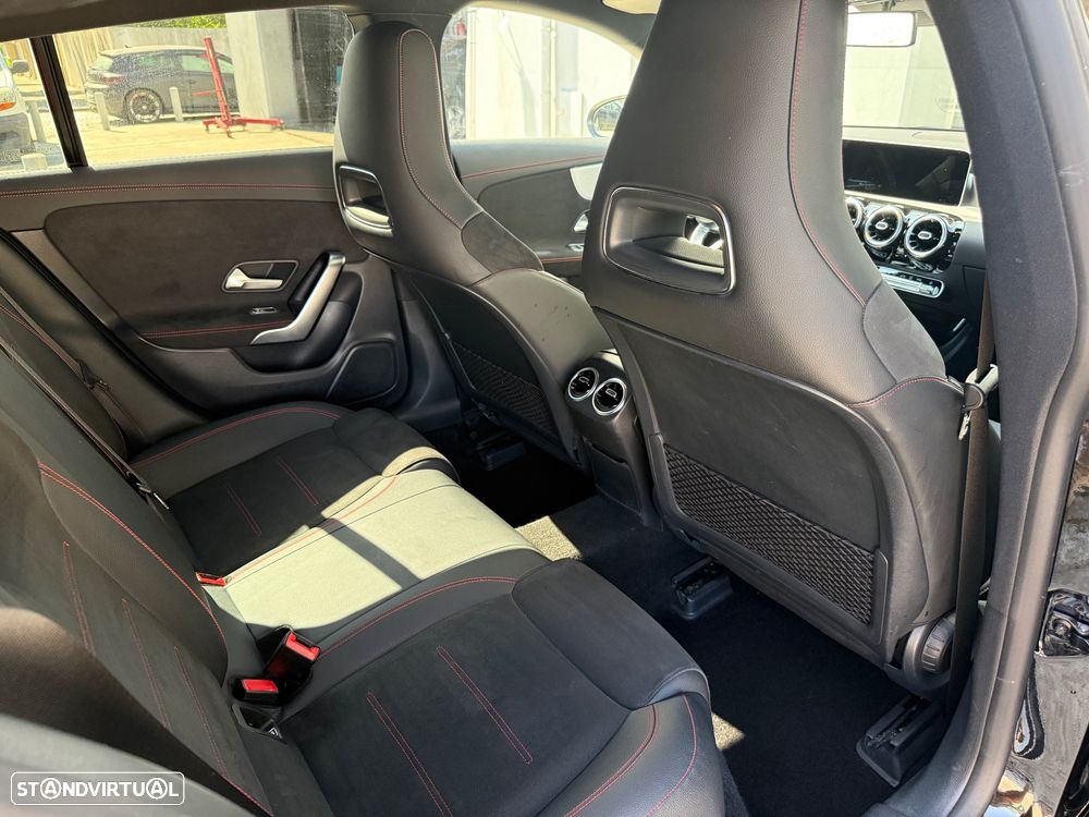Mercedes-Benz CLA 180 d Shooting Brake AMG Line Aut. - 15