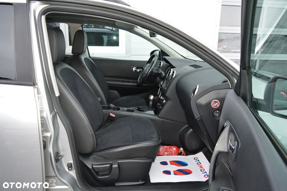 Nissan Qashqai 1.6 Tekna CVT - 28
