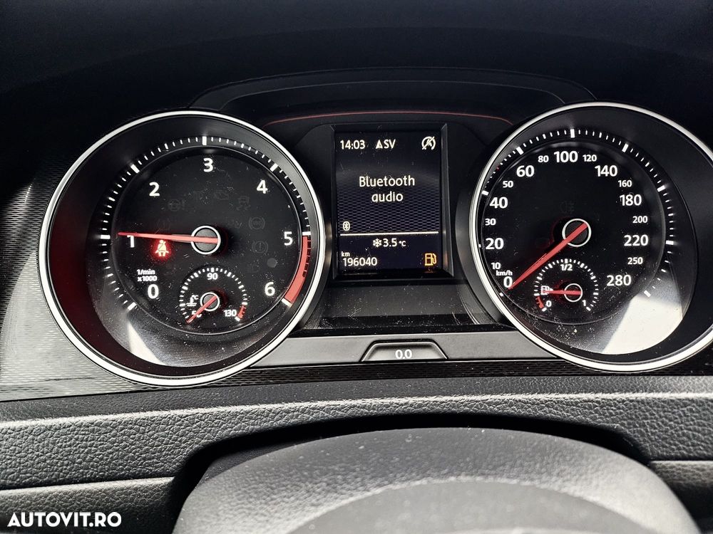 Volkswagen Golf GTD 2.0 TDI SCR DSG - 35