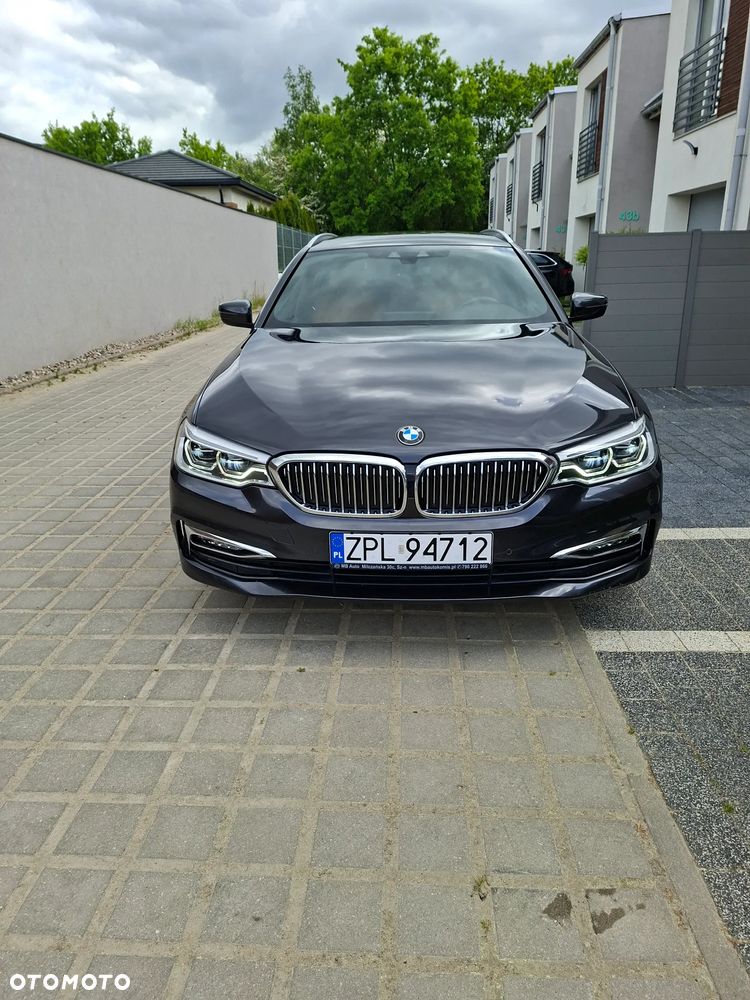 BMW Seria 5 520d Luxury Line sport - 4