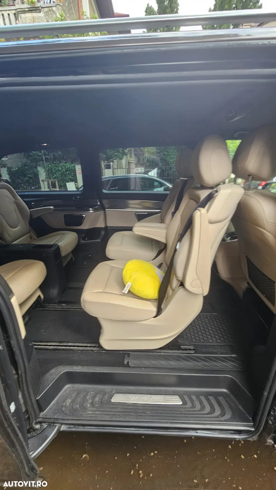 Mercedes-Benz V - 6