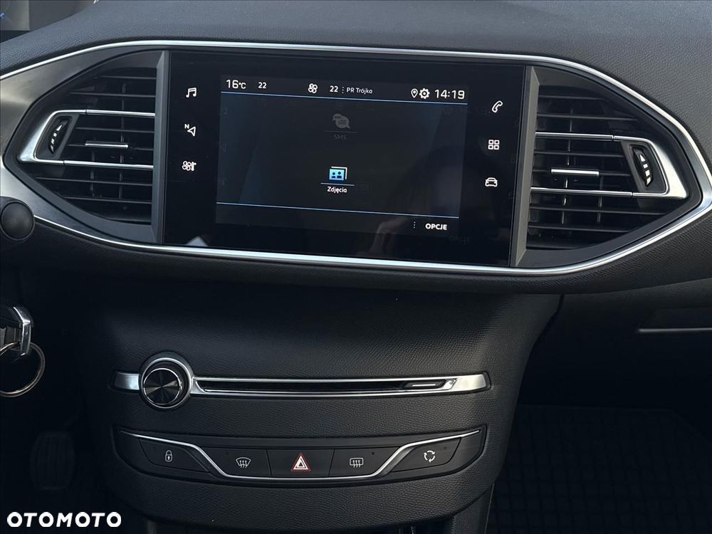 Peugeot 308 1.2 PureTech Allure S&S - 15