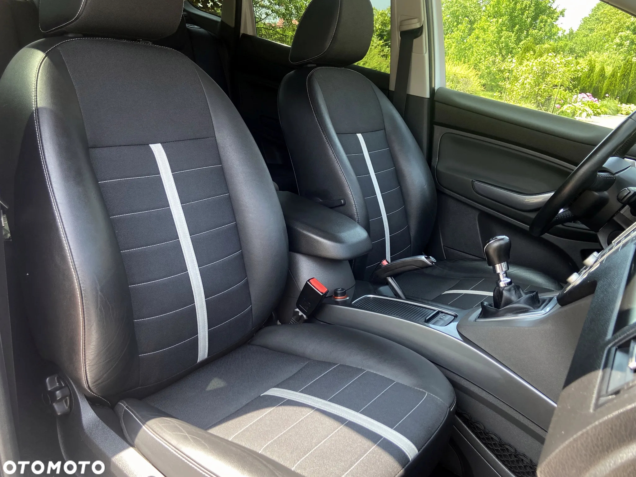 Ford Kuga 2.0 TDCi 4x4 Individual - 24