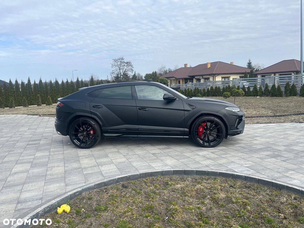 Lamborghini Urus - 5