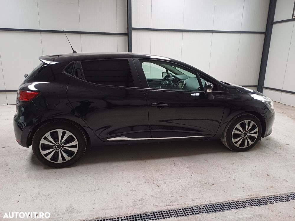 Renault Clio - 5