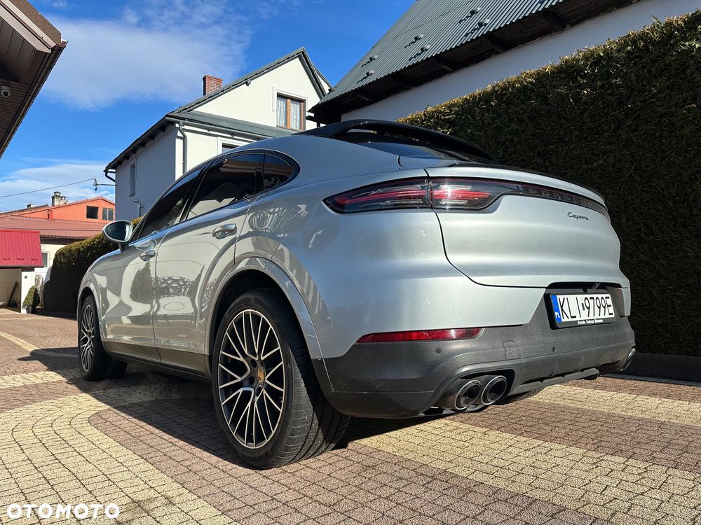 Porsche Cayenne - 8