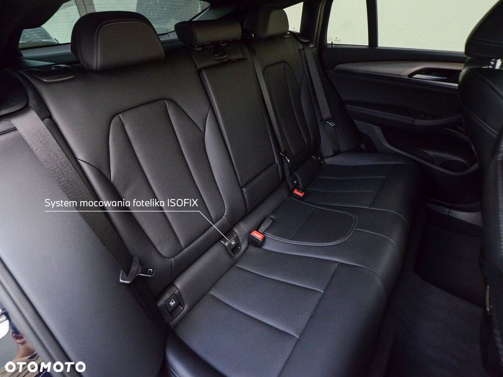 BMW X4 - 27