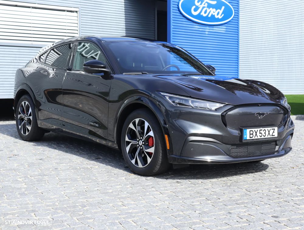 Ford Mustang Mach-E Premium AWD - 11
