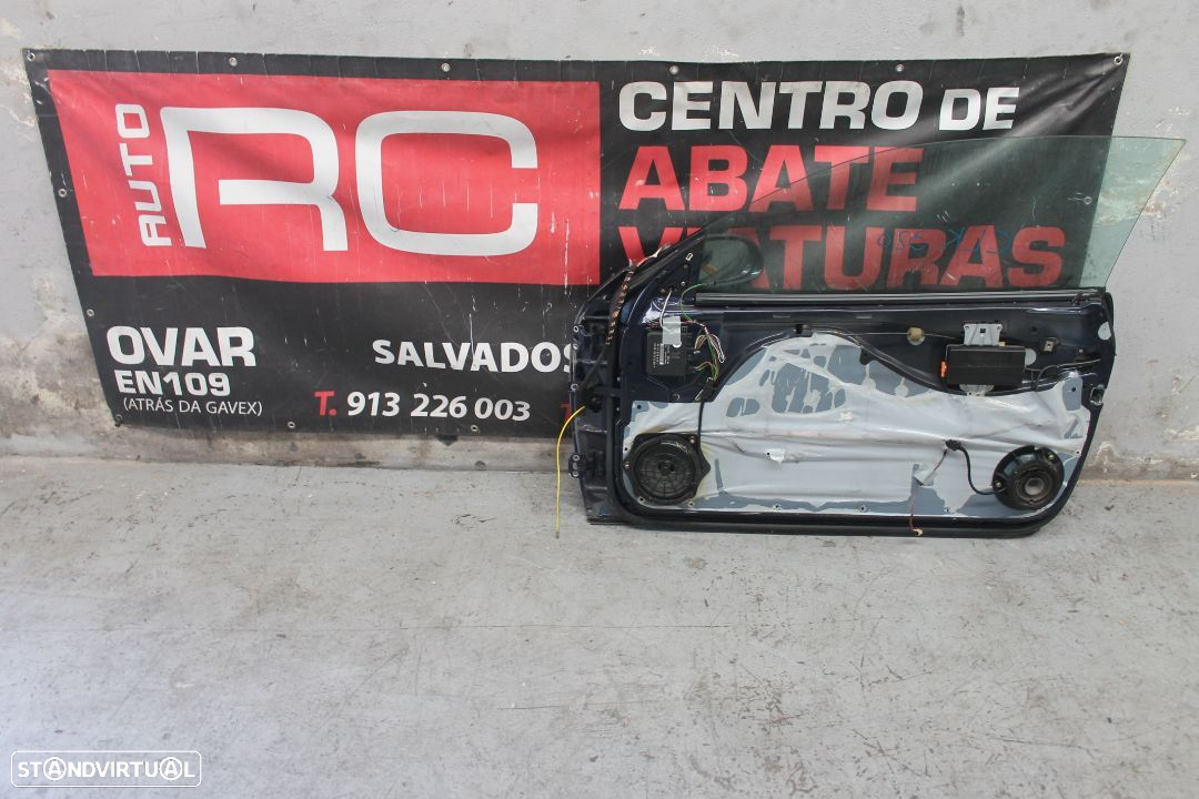 Porta da Frente do Lado Direito Mercedes CLK 320 - 2