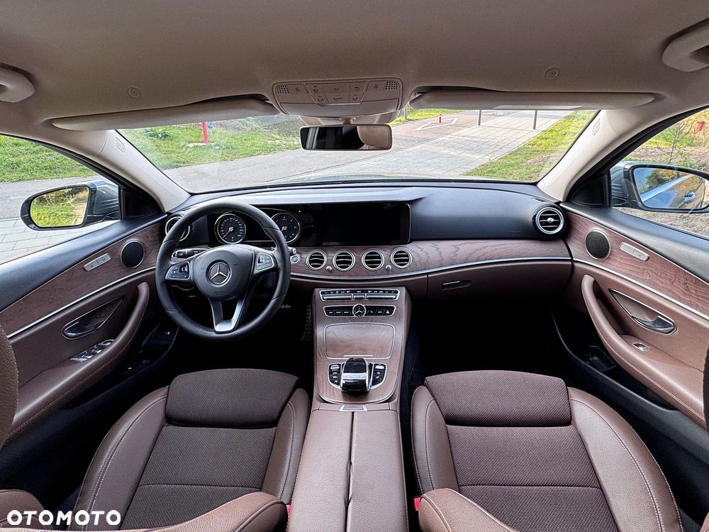 Mercedes-Benz Klasa E 220 d 4Matic All-Terrain 9G-TRONIC Avantgarde - 12