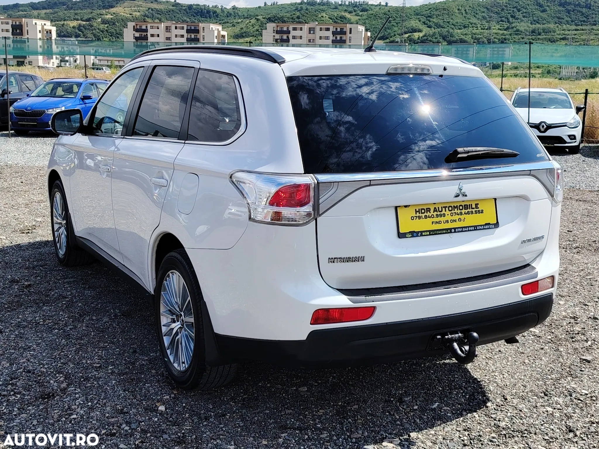 Mitsubishi Outlander 2.2 DI-D 4WD Automatik Intense - 5