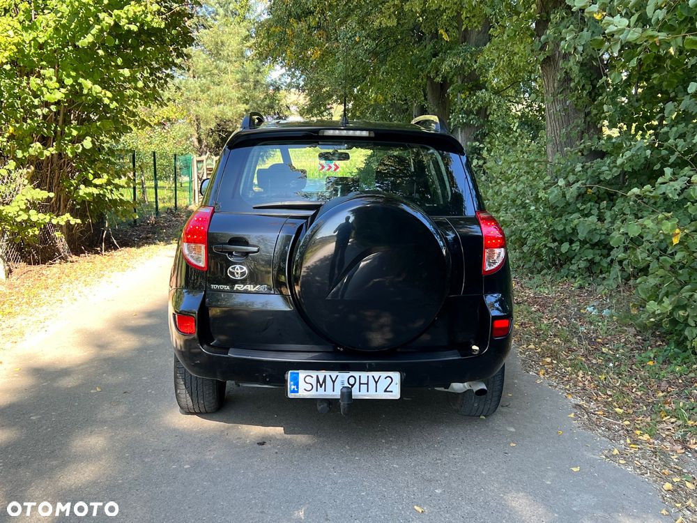 Toyota RAV4 2.2 D-4D Premium - 40
