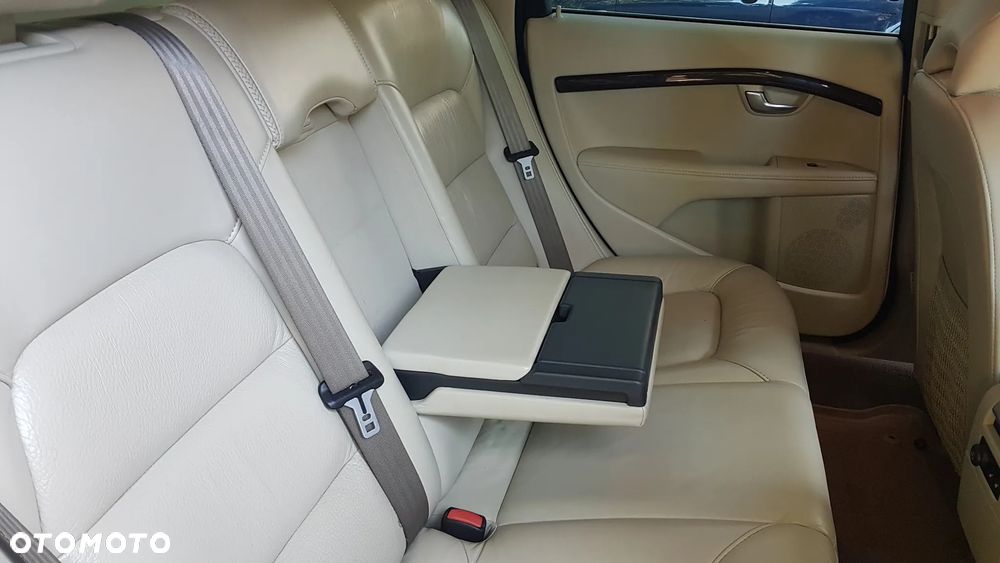 Volvo XC 70 3.2 AWD Summum - 8