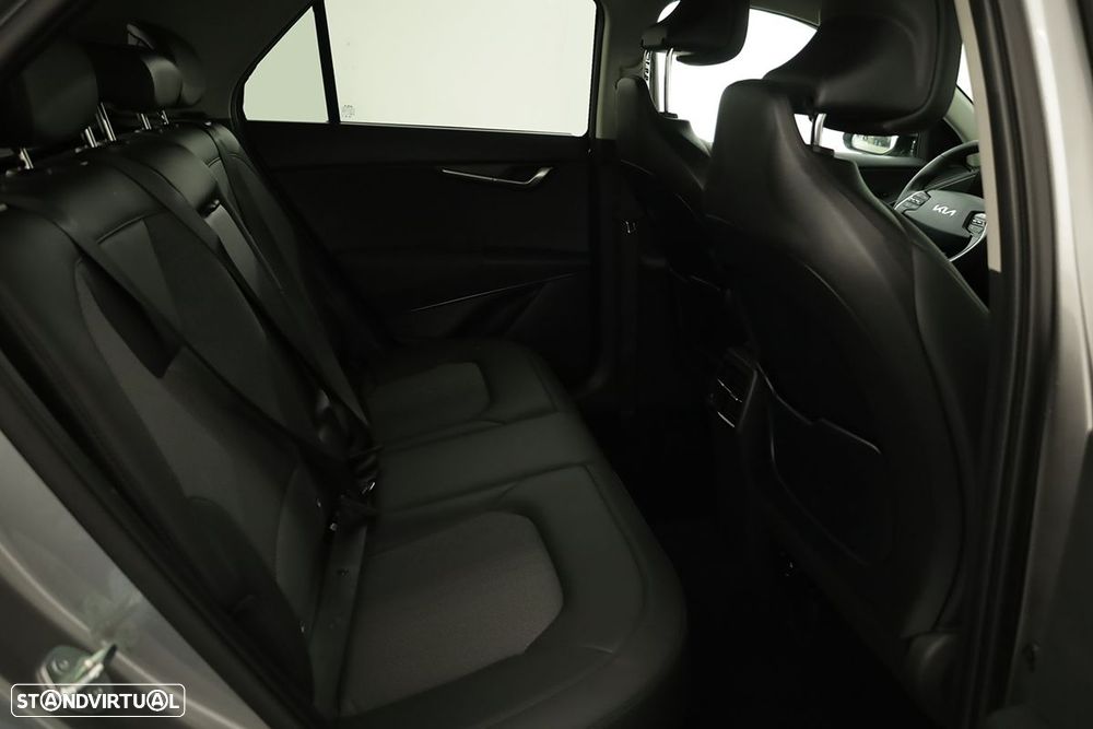 Kia Niro 1.6 GDi HEV Tech - 22