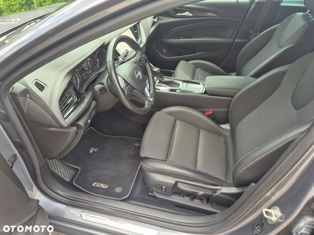 Opel Insignia - 19