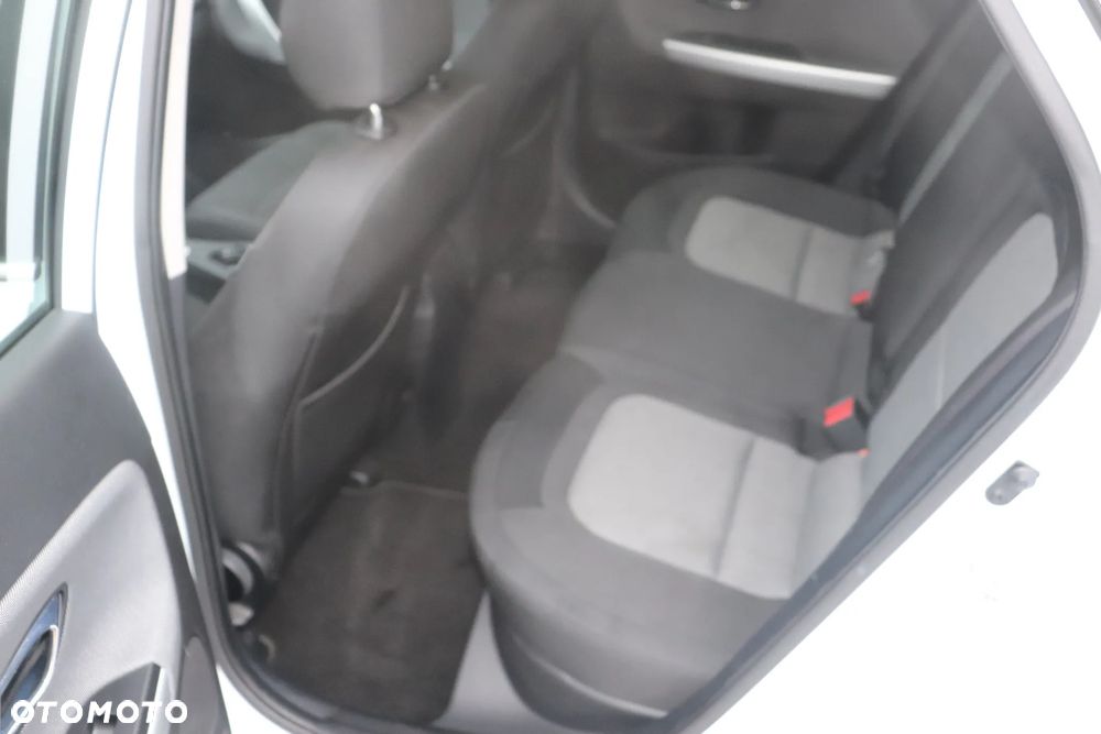 Kia Ceed 1.6 GDI Spirit - 31