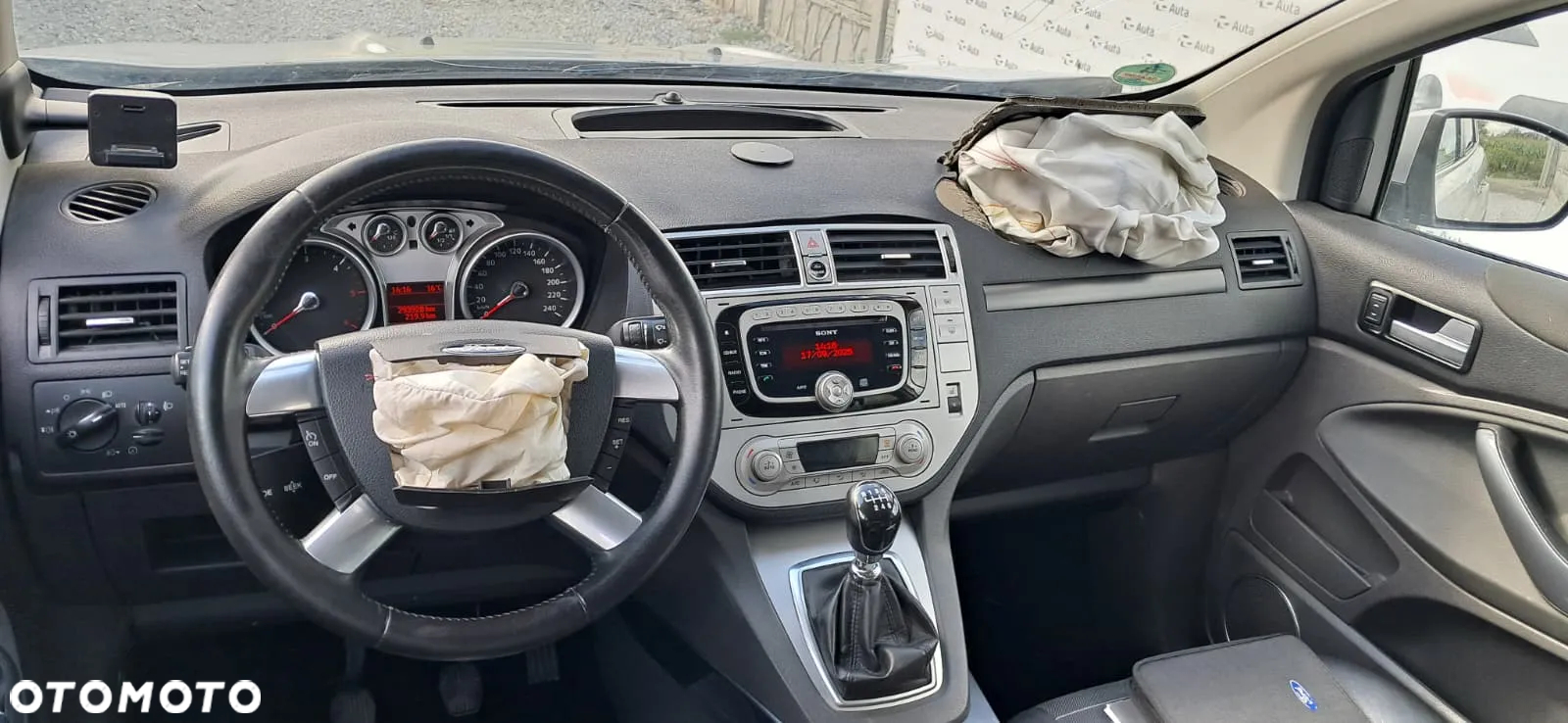 Ford Kuga 2.0 TDCi 2x4 Titanium - 10