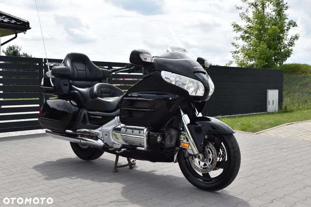 Honda GL - 6