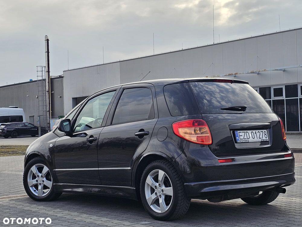 Suzuki SX4 1.9 DDiS DPF 4x2 Comfort - 11