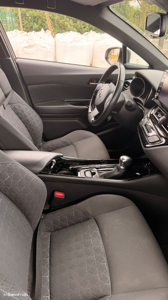 Toyota C-HR 1.8 Hybrid Square Collection - 12