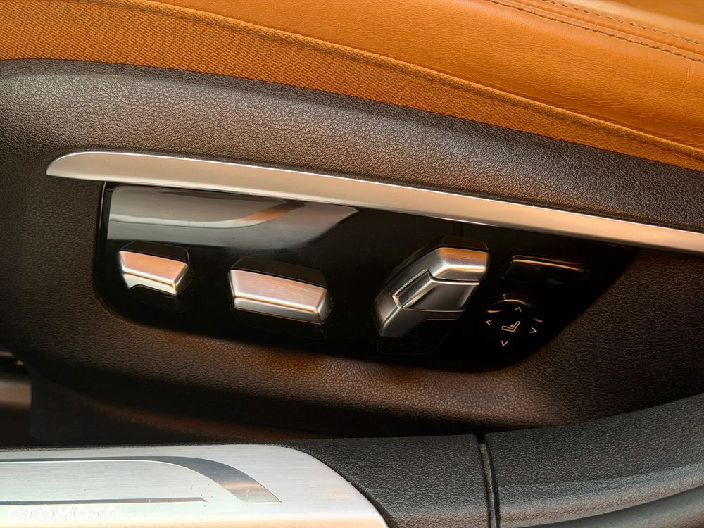 BMW Seria 7 730d xDrive - 25