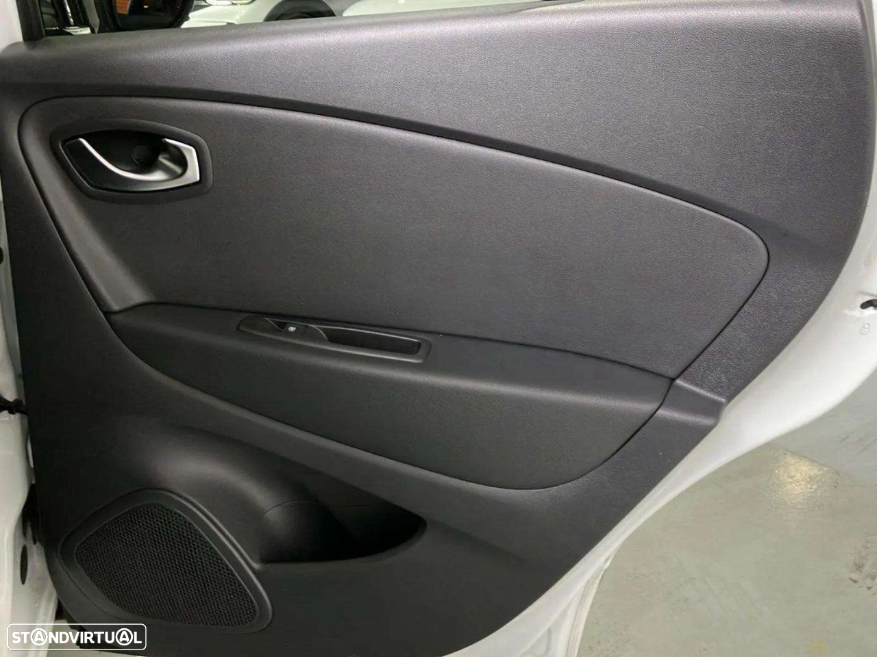 Renault Captur 1.5 dCi Exclusive - 21