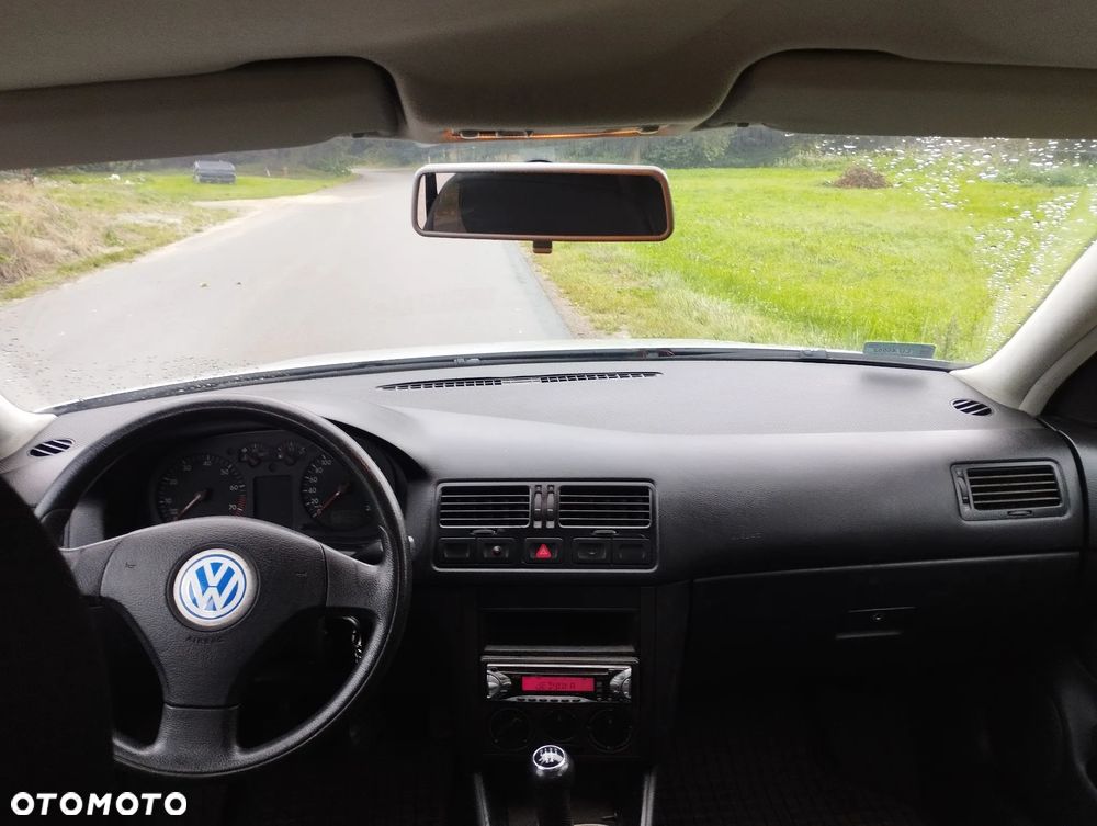 Volkswagen Bora 1.6 - 20