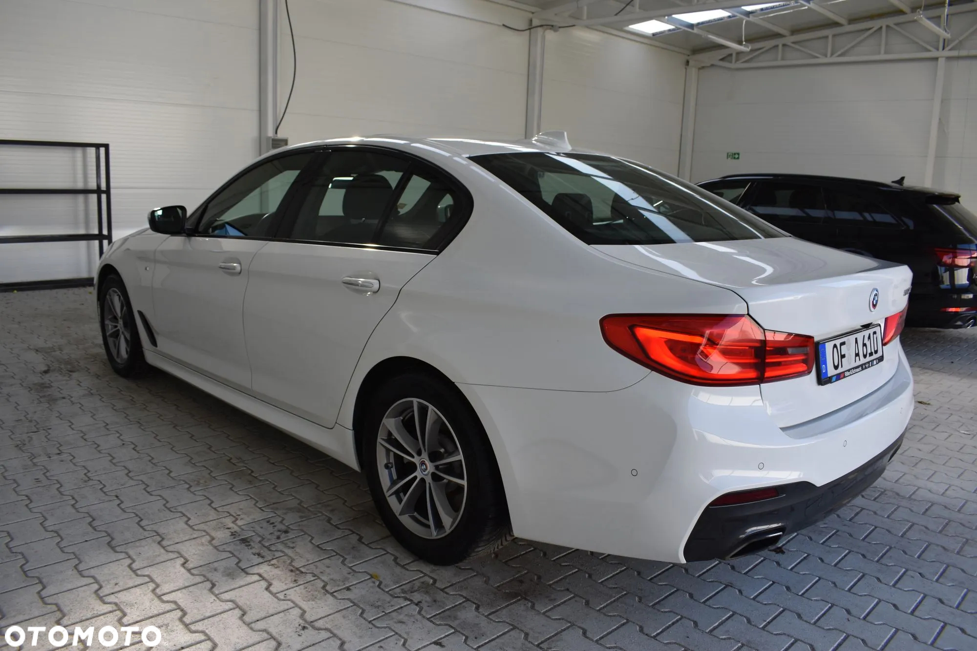 BMW Seria 5 520d M Sport - 15