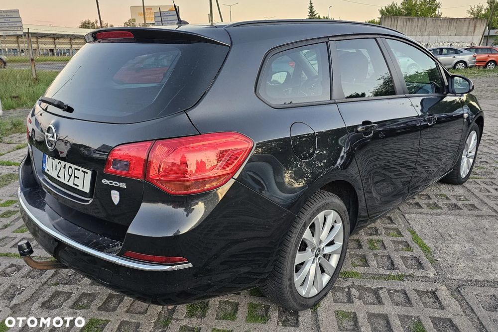 Opel Astra 1.4 Turbo 150 Jahre - 4