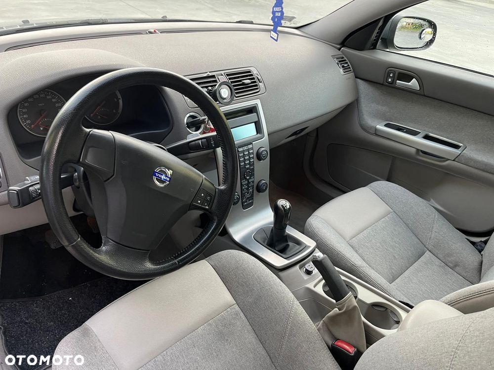 Volvo V50 1.6D - 10