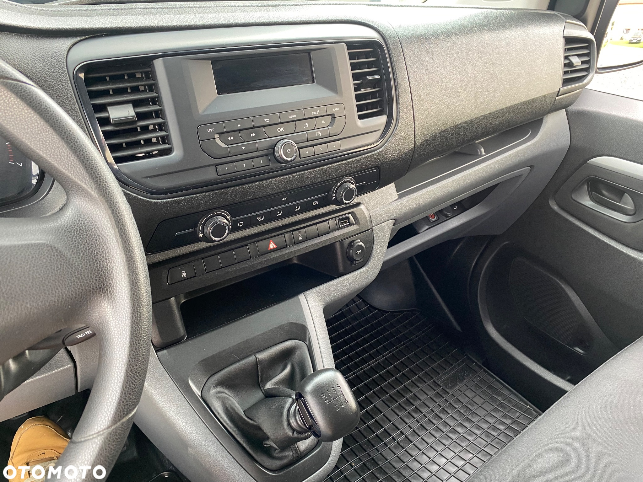 Peugeot Expert BRYGADOWY 6-osobowy max długi, Zakupiony w salonie w Rzeszowie - 30