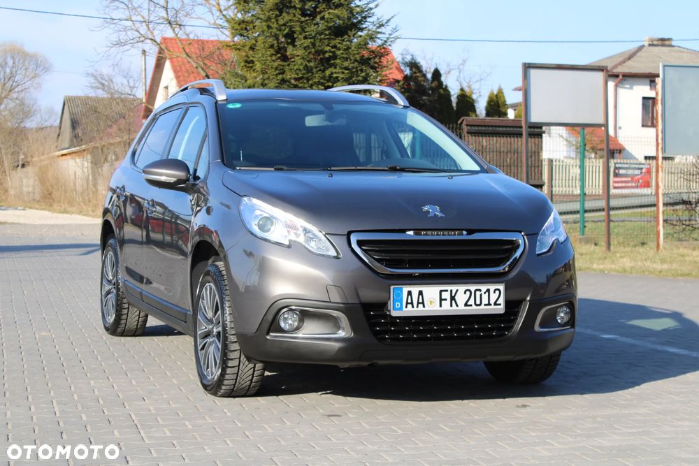 Peugeot 2008 1.2 VTi Allure - 10