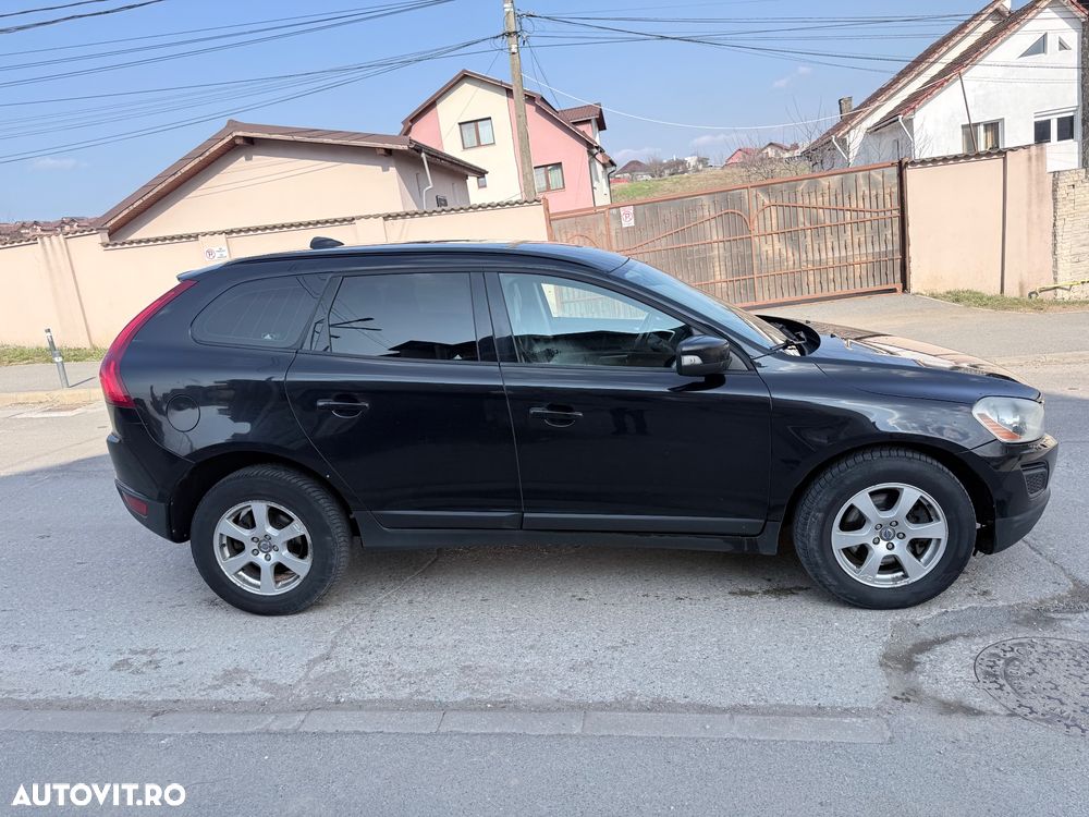 Volvo XC 60 2.4D DRIVe Momentum - 5