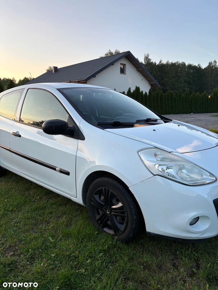 Renault Clio 1.5 dCi Alize - 4
