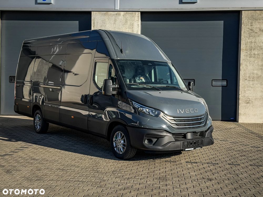 Iveco 35S18HV L4H3 - 14