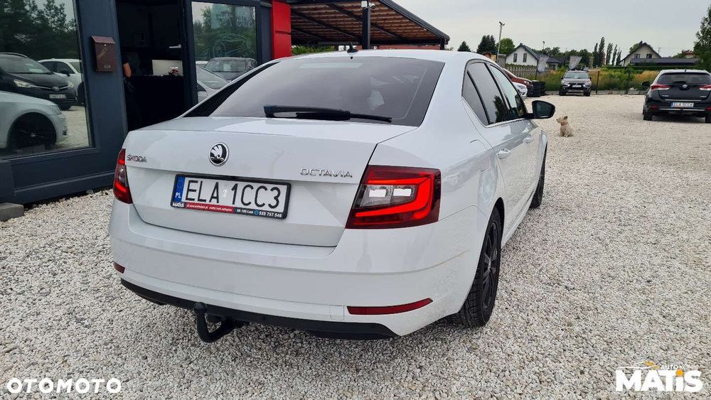 Skoda Octavia - 25