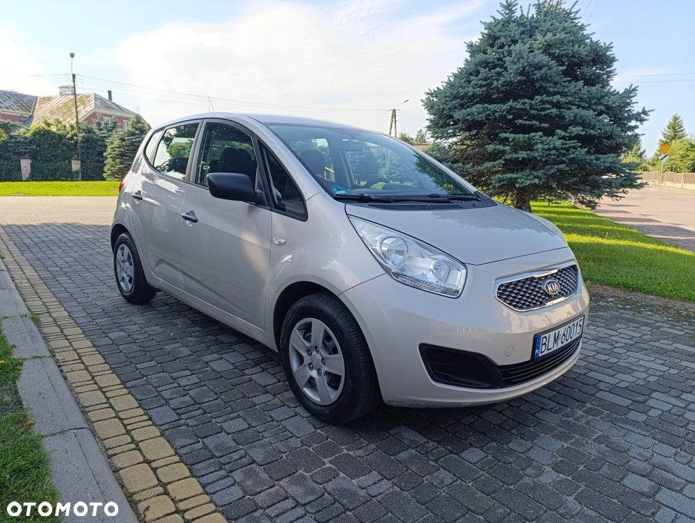Kia Venga - 4