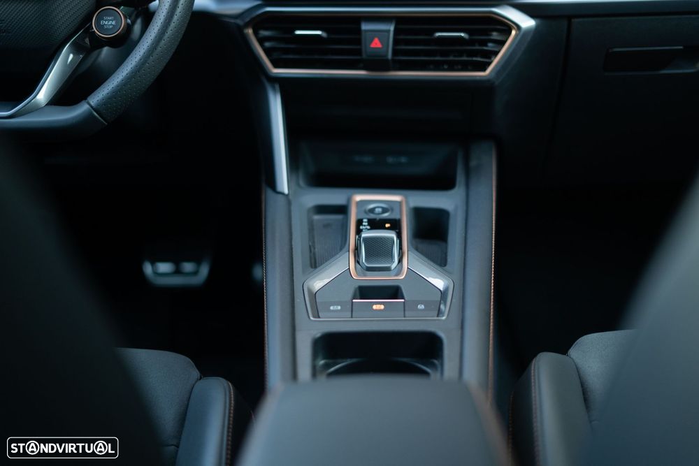 Cupra Leon ST 1.5 e-Hybrid VZ DSG - 38