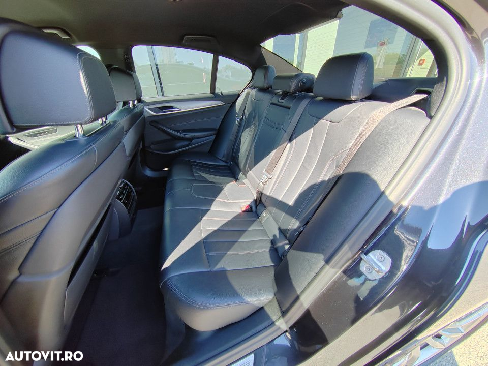 BMW Seria 5 520d xDrive Aut. M Sport Edition - 15