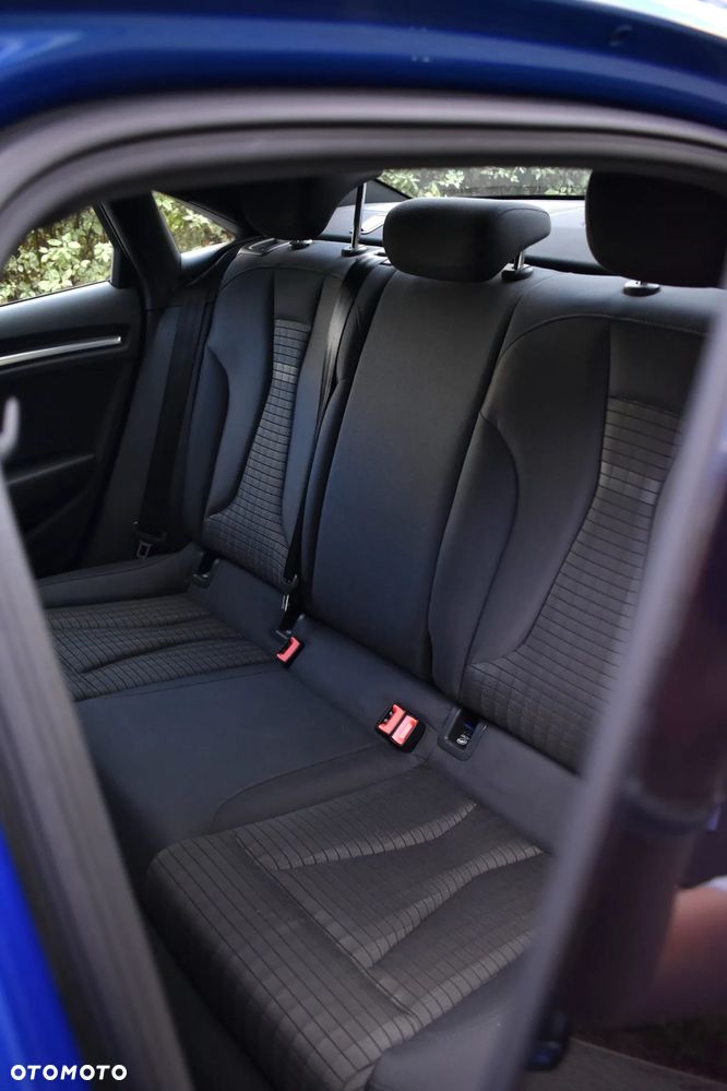 Audi A3 Limousine 1.5 TFSI Sport S tronic - 15
