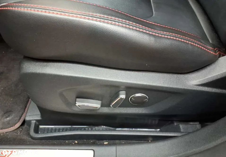 Ford S-Max 2.5 Duratec FHEV ST-LINE - 10