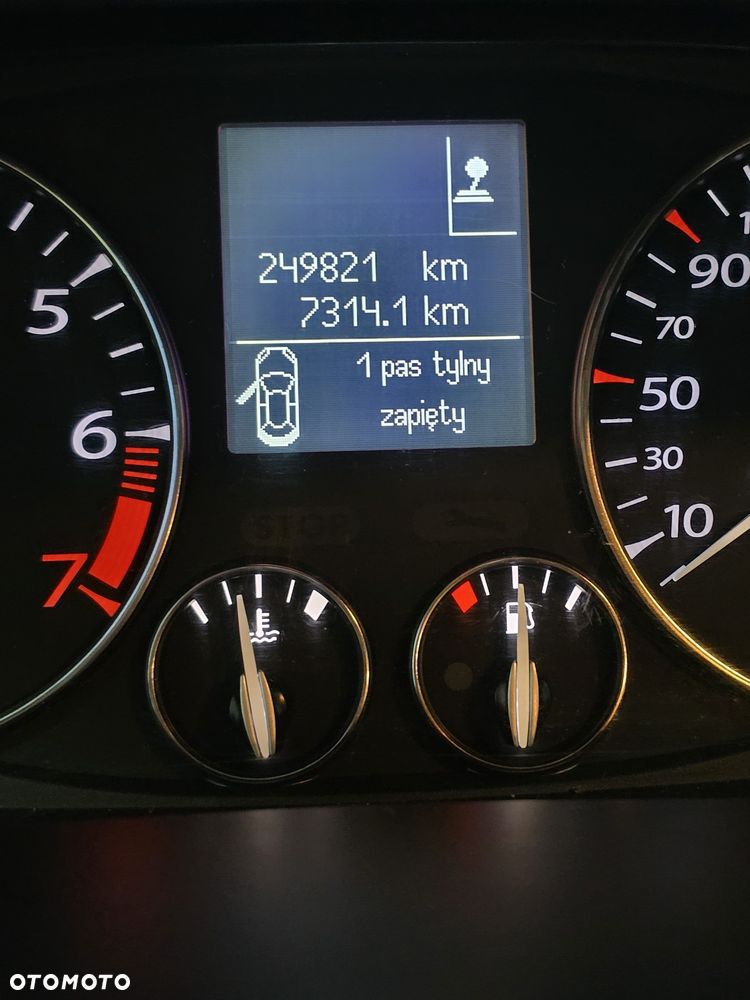 Renault Laguna - 4