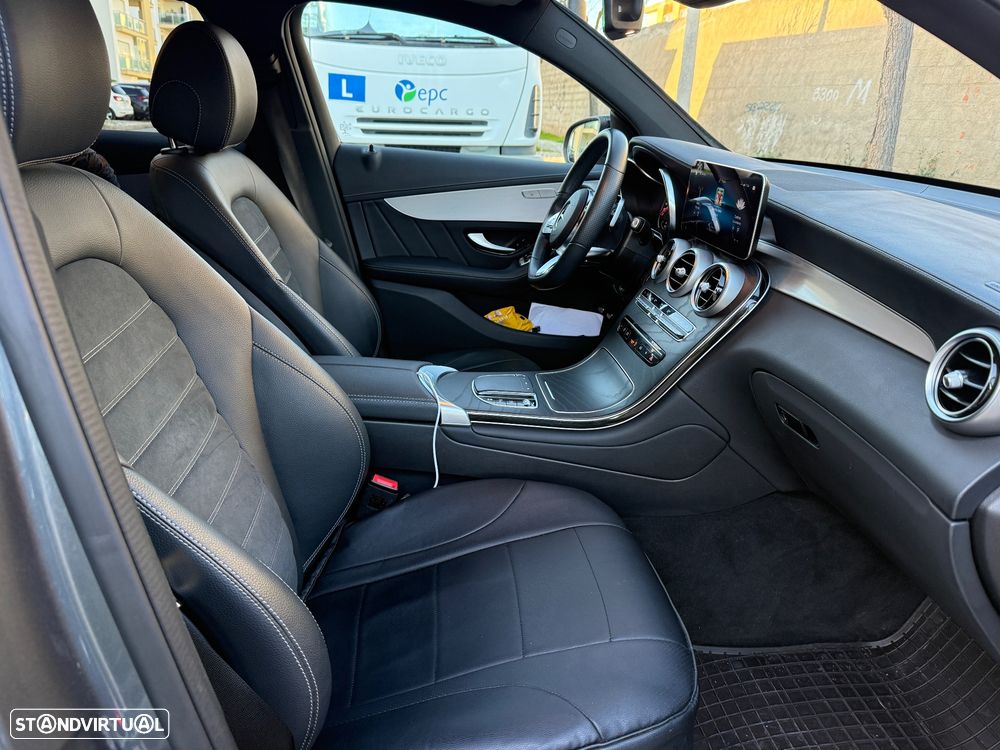Mercedes-Benz GLC 300 e Coupe 4Matic - 15